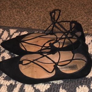 Steve Madden Tie up flats! Size 6.